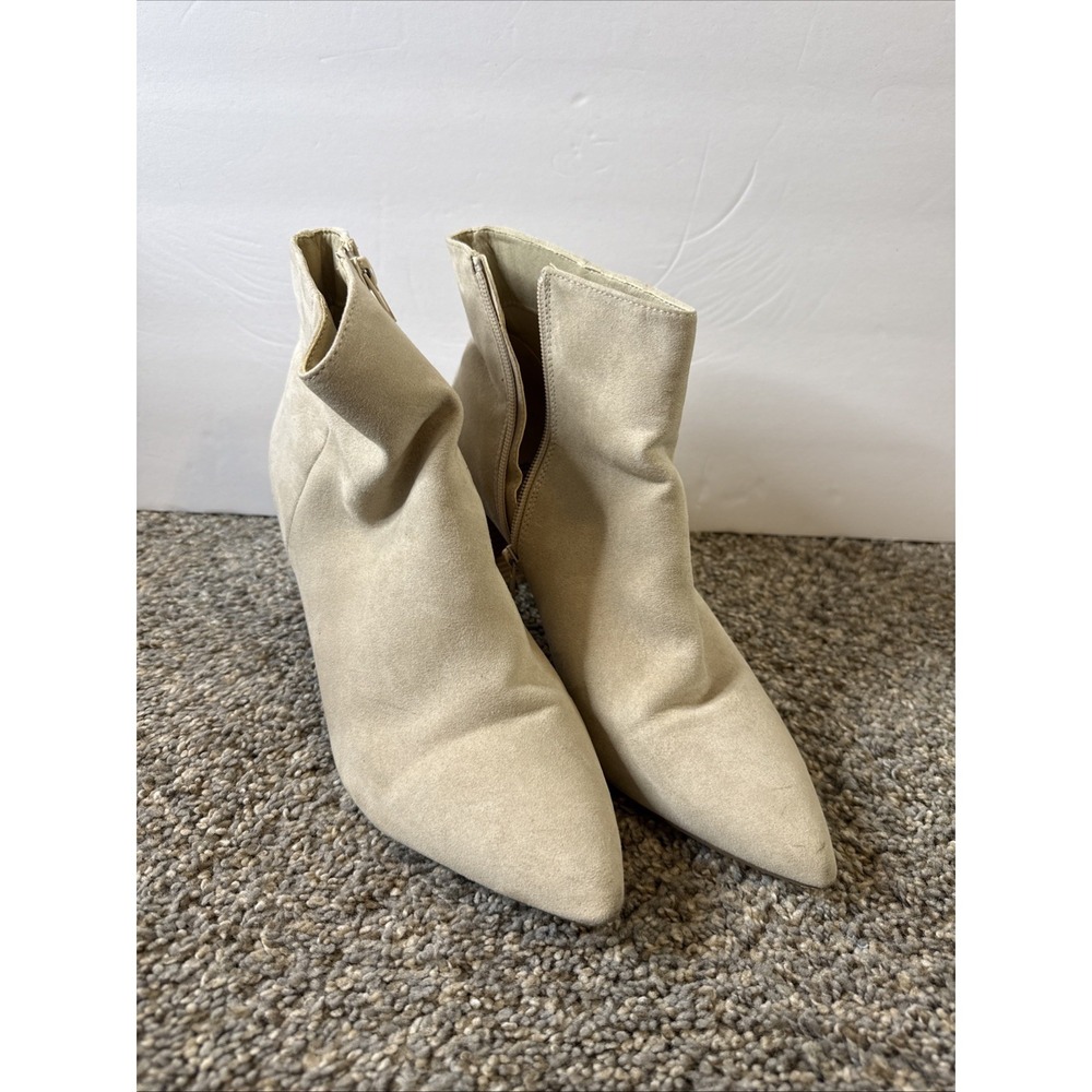 Just Fab Pointed Faux Suede‎ Heels Ankle Boots Cream Size 10